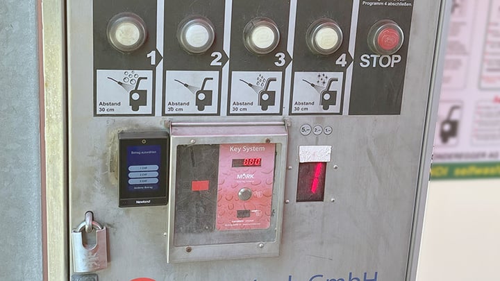 Bargeldlos statt Waschmünzen. Abrantix und PLURex starten Pilot-Projekt in Münchenbuchsee